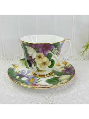 Duchess Fine Bone China Footed Teacup & Saucer Purple Pansy Gold Trim England